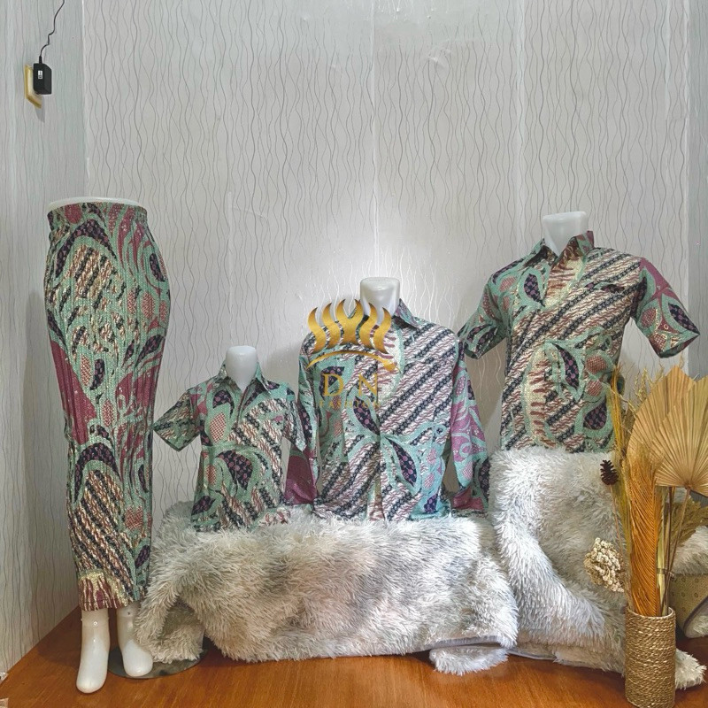 Premium Essential BATIK COUPLE KELUARGA/BATIK SERAGAMAN/BATIK COUPLE/KEMEJA COUPLE/SERAGAMAN BATIK/BATIK TERLARIS Ver... - Image 5