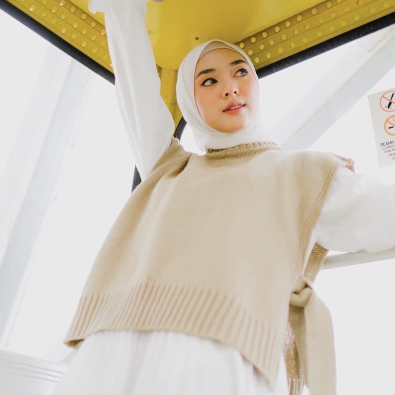 Portable Fashion Vest Rompi Rajut Rope / Andin Knit Ilo Women's Strap Outer Outdoor - Image 2