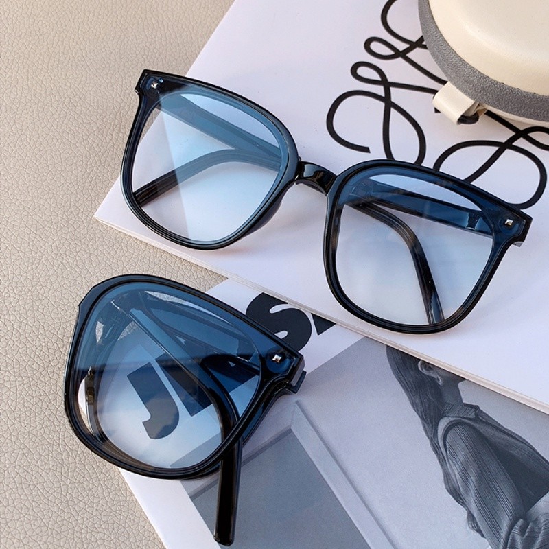 Premium Must Fashionable Women Folding Sunglasses Outdoor UV400 Unisex Portable collapsible glasses  summer Wild col... - Image 4