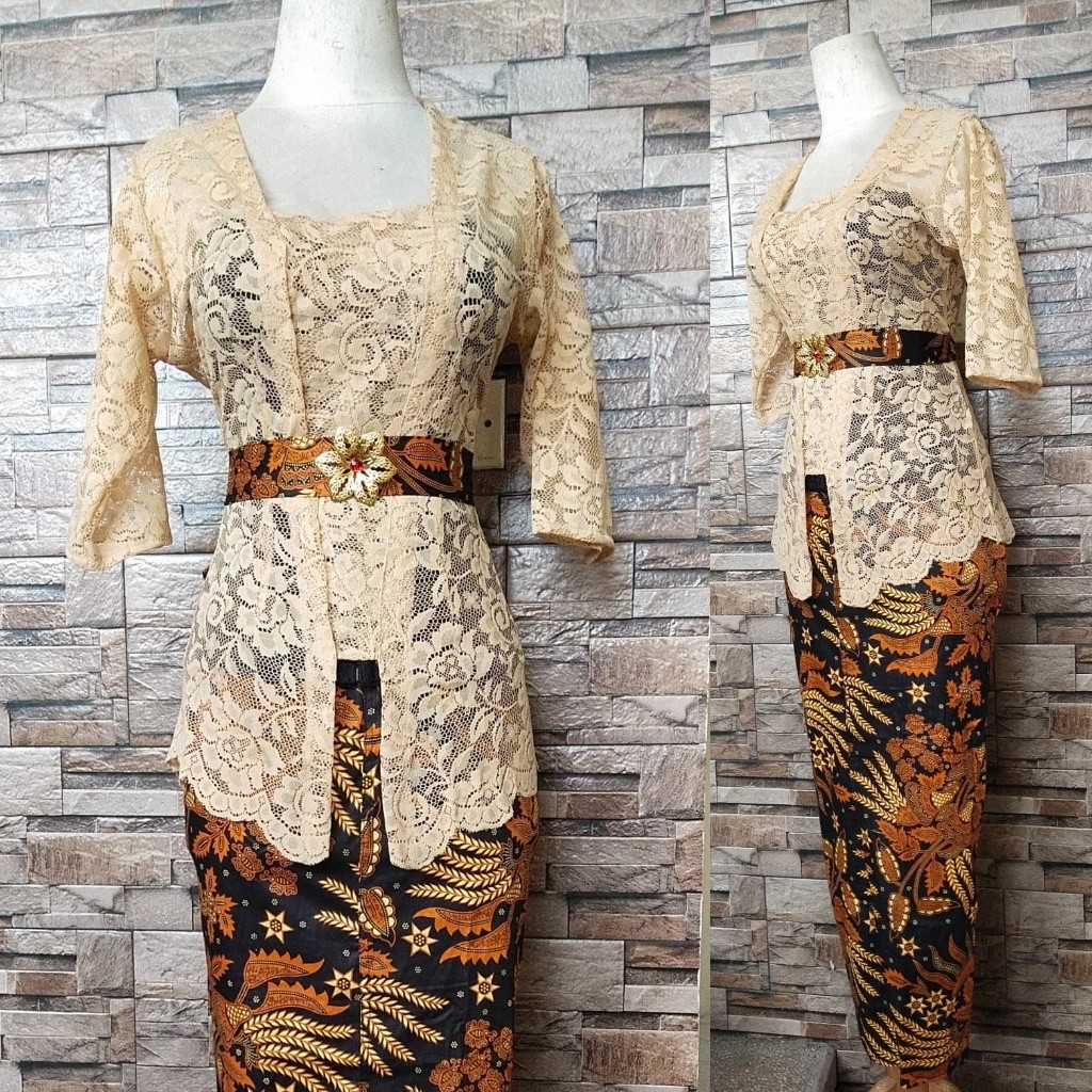Essential Have Adult kebaya Set SALE - Image 3