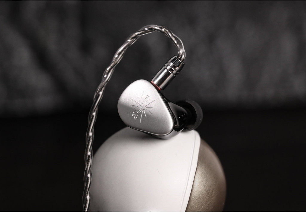 Kiwi Ears Quintet, In-Ear Monitors: 1DD + 2BA + 1 Planar + 1 PZT