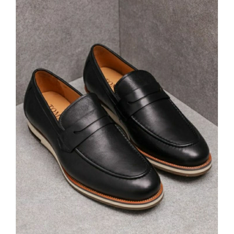Tomaz Penny Loafer F323 | Shopee Malaysia