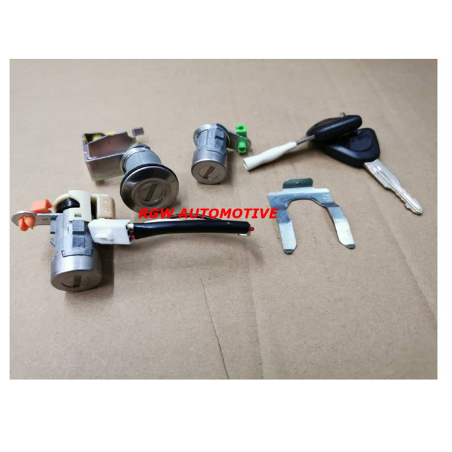 PROTON WIRA SEDAN DOOR KEY LOCK FULL SET / PINTU DOOR KEY LOCK WITH 2