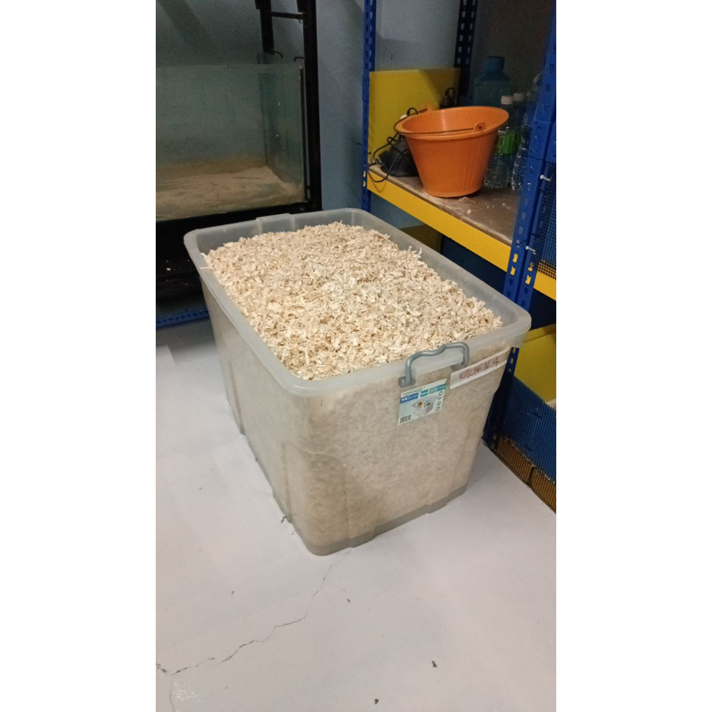 10KG Pine Wood Shavings Pet Litter / Bedding for Hamsters / Rabbits