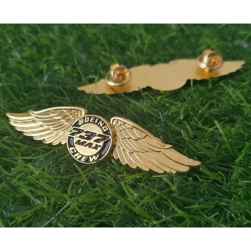 Wingpin BOEING 737 MAX Pilot / Crew Wing Pin Metal Gold colour