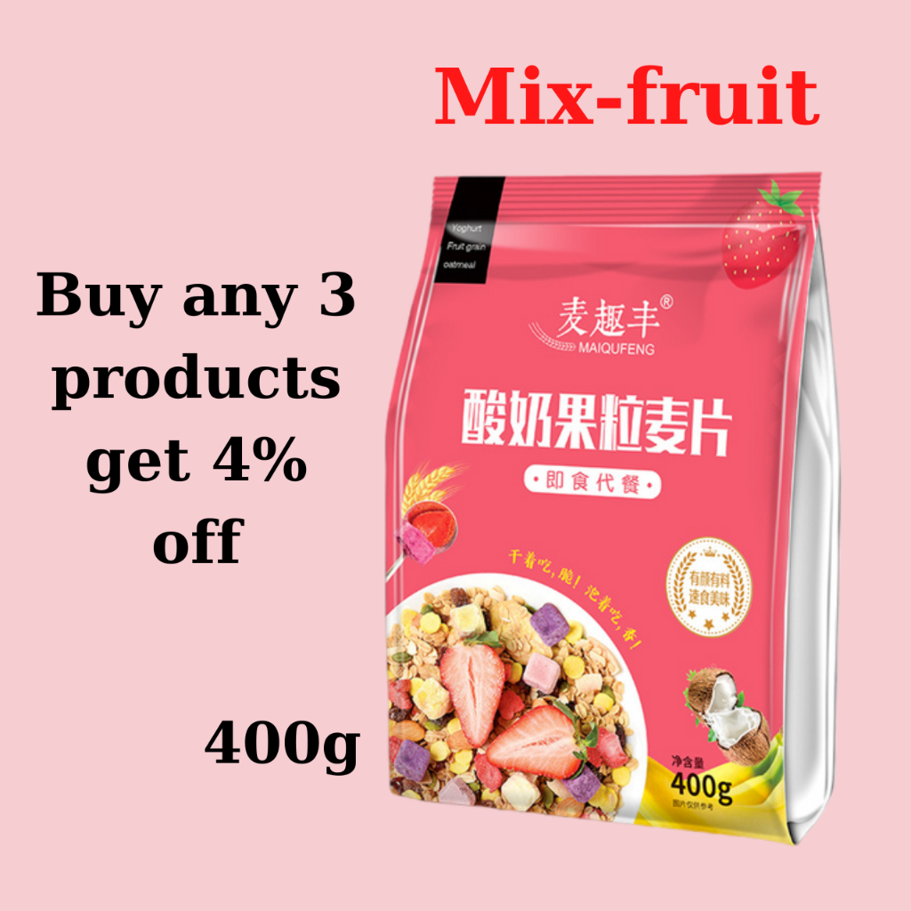 Nutritional cereal with fruit flavor mixed with baked oats for weight