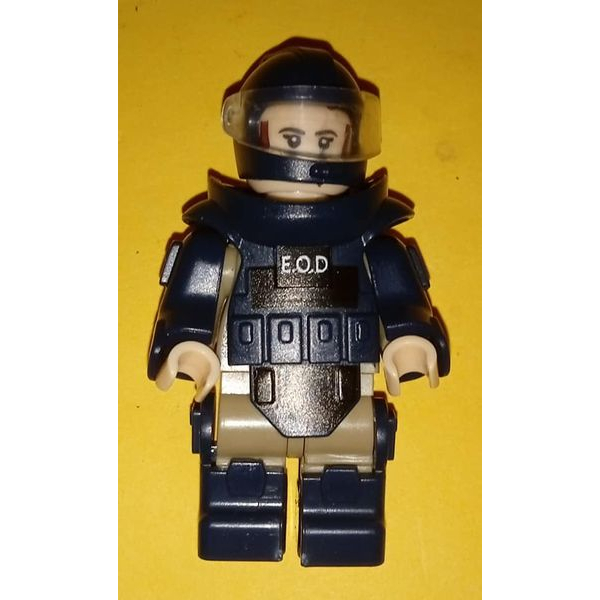 EOD Bomb Disposal Suit 2