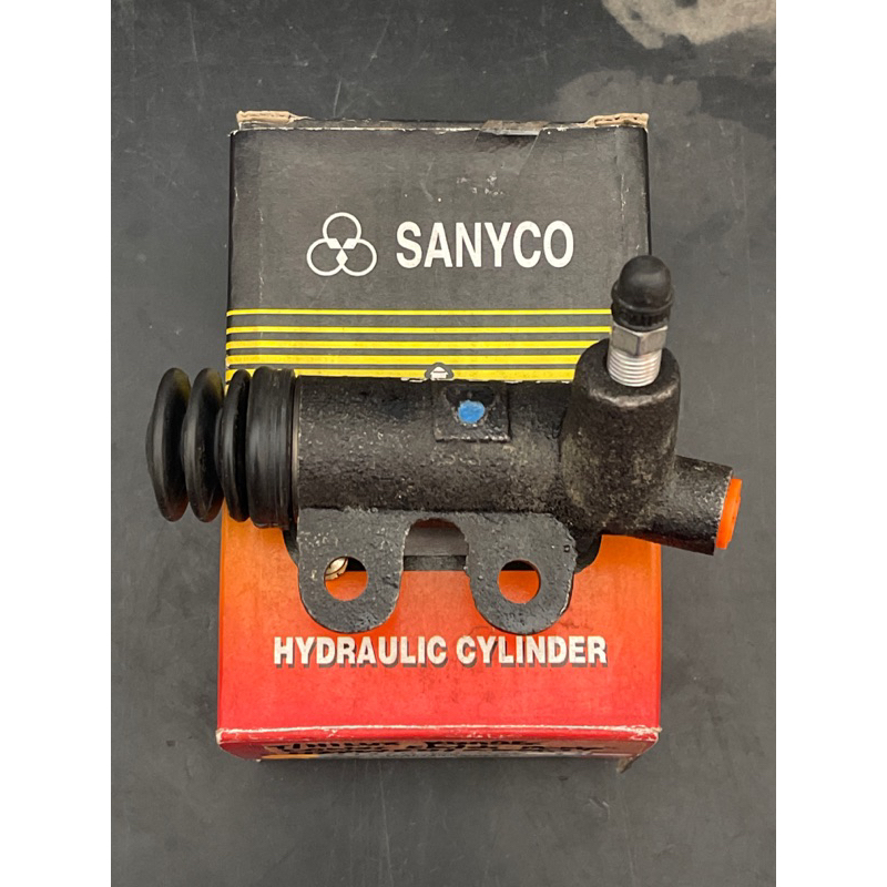 LOWER CLUTCH PUMP SANYCO TOYOTA HILUX KUN25 2KD 3/4'' VIGO 31470OK040