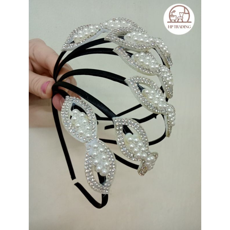 Korean Viral hairband ~ Women Crystal Pearl Hair Band 珍珠水钻发箍简约百搭(1pc)