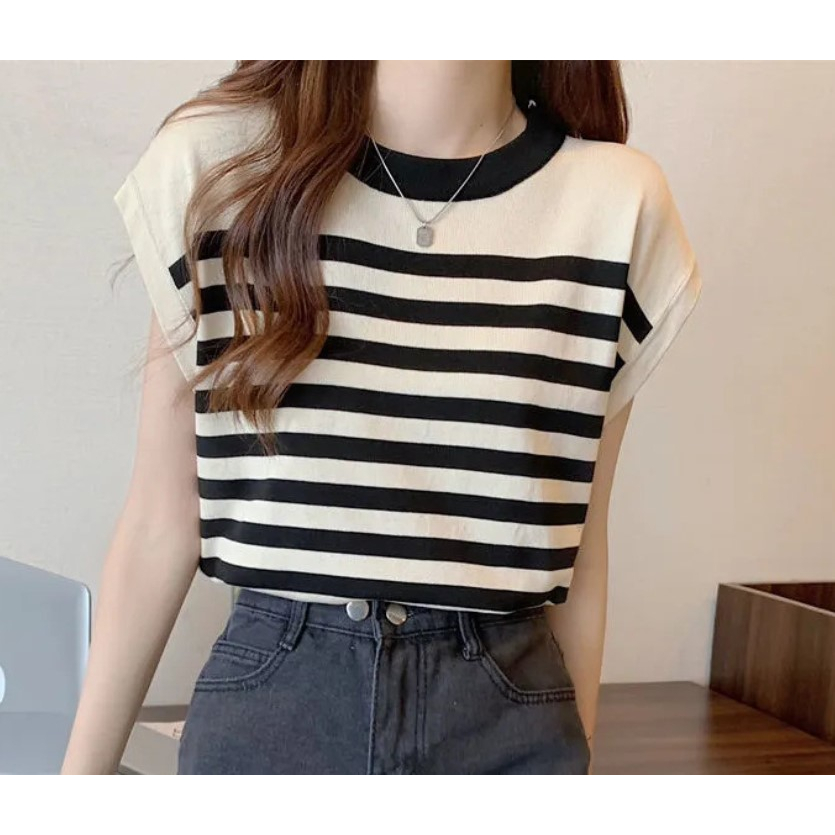 SA0569 -M'SIA Stok Sedia Fesyen Baju Wanita.Ready Stock Knitted Material Women Top Women  条纹针织短袖T恤