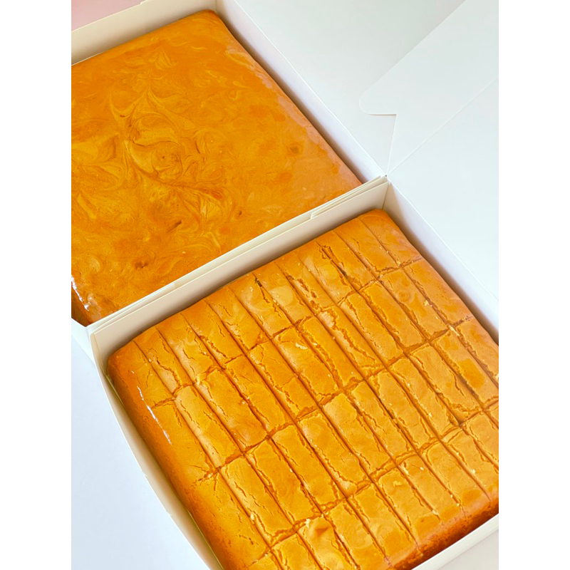 Orange butter cake without orange decoration