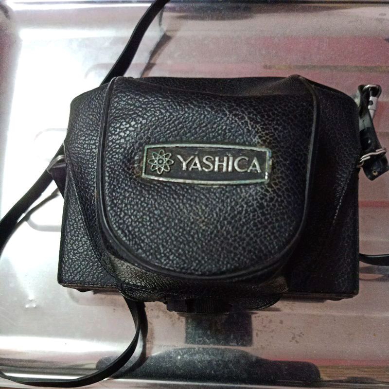 Preloved Vintage Yashica Camera