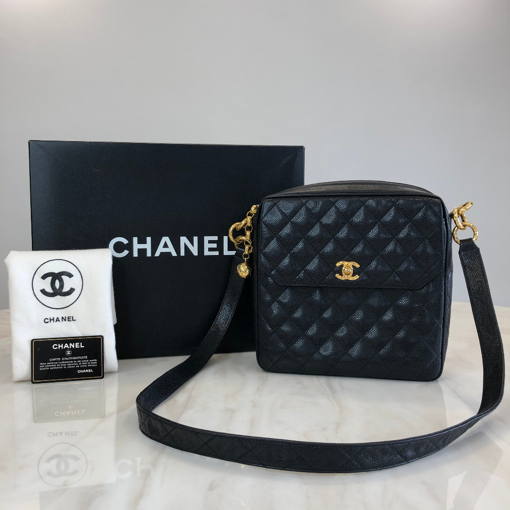 CHANEL Vintage Pocket Camera Crossbody Bag in Black Caviar - GHW
