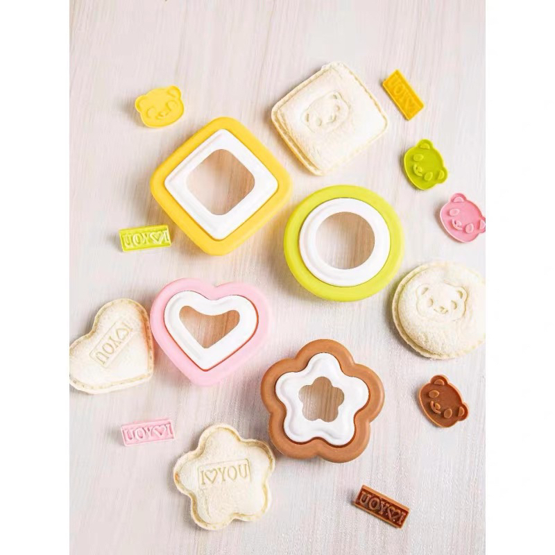 Pocket Sandwich Bread Mold Bread Cutter Flower Shaped Toast Maker Children's DIY Love Breakfast Bento Tool