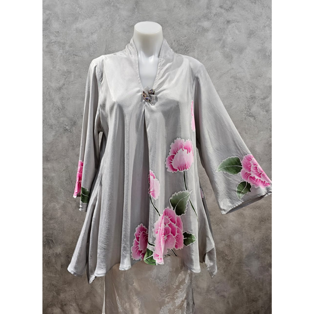 LIZARA - Batik Tunic Blouse Pink Flower Motive Longsleeve