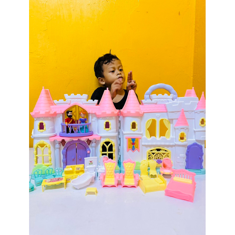 Baby Blush Fairytale Castle Doll House Prelove