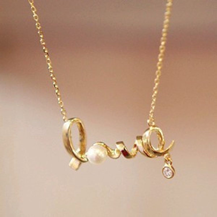 [Promotion] LOVE 正统手珠首饰 Women Fashion Simple Love Letter Necklace Delicate Clavicle Chain Necklace YSHNK41 (现货)