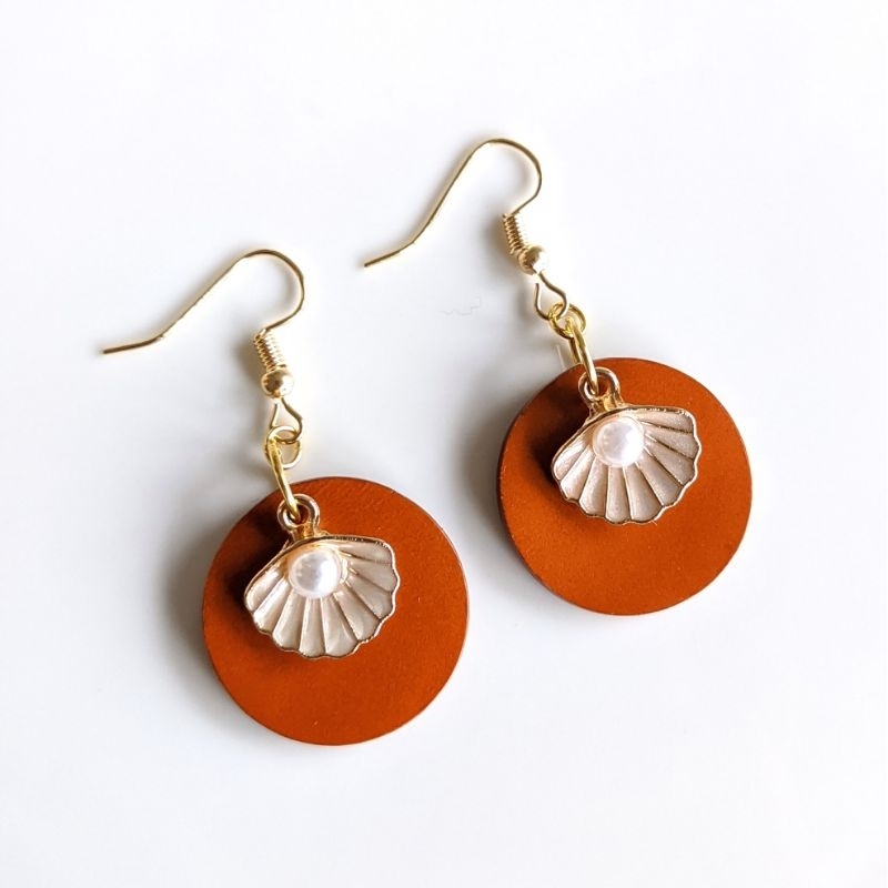 Handcrafted / Handmade Leather Earrings - Burnt Orange Pearly Shell - Korean Style ️️