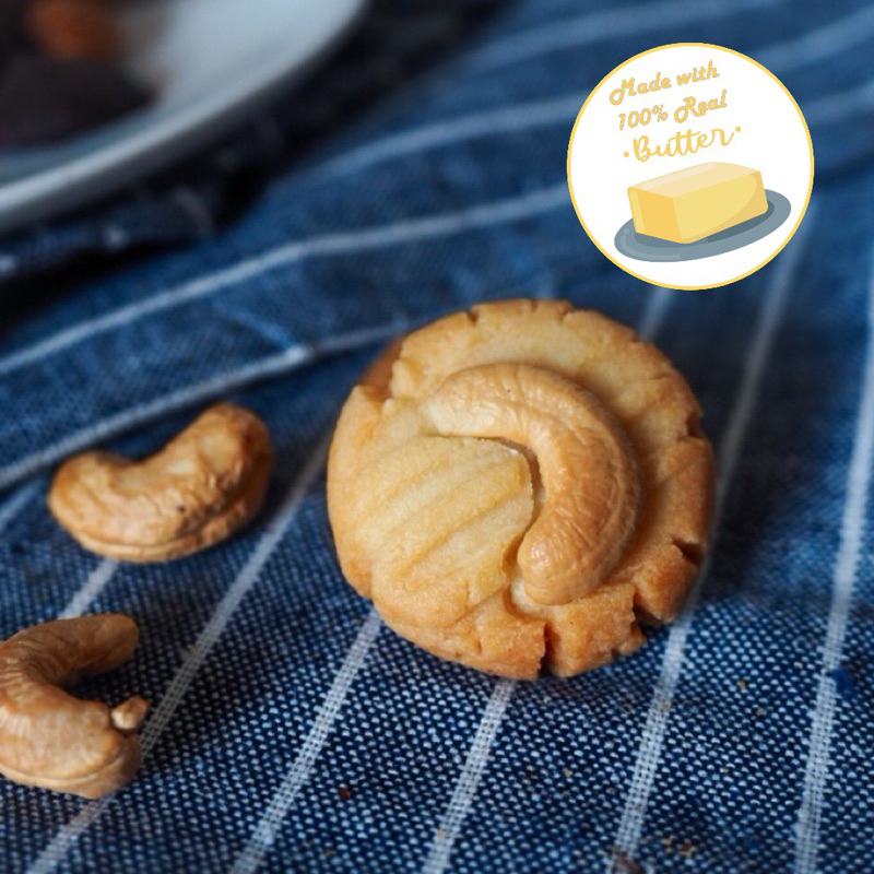 Crunchy Peanut Butter Cookies (Less Sweet, 100% Real Butter with Chunky Peanuts)