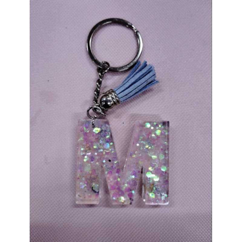 resin alphabeth keychain