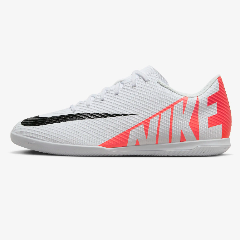 Nike Mercurial Vapor 15 Club Indoor Court Futsal Shoes (Sustainable Materials)