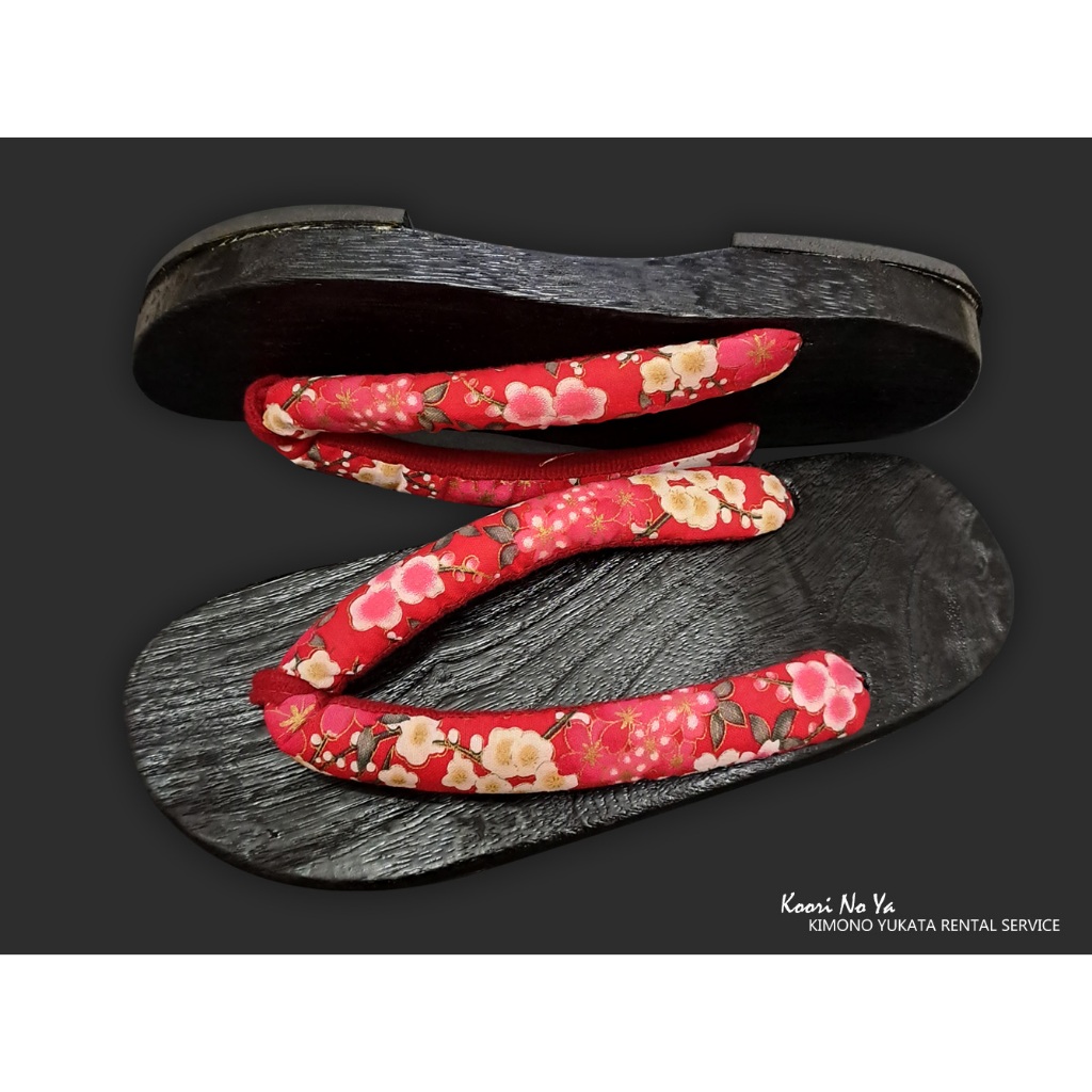 [READY STOCK] Woman Japanese Geta Wooden Clogs Kasut Kimono Yukata Sandals Terompah Cosplay Black Base