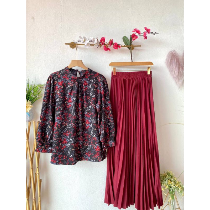Baju set design terbaru / Set Blouse viral leher bulat / Baju murah terkini / Set skirt pleated
