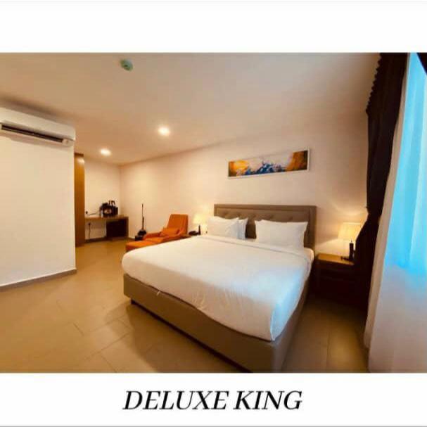 LOTUS SEAVIEW | DELUXE ROOM | 2 Days 1 Night Stay Voucher incl. breakfast for 2 person