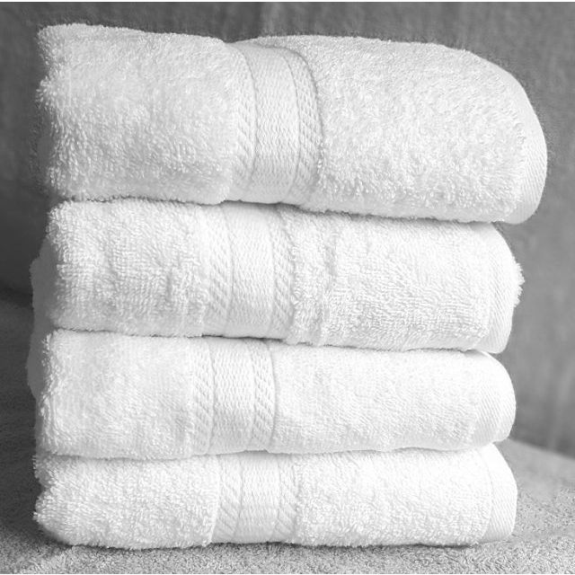 Turkish Style Cotton Super Soft and Absorbent Towels 27*54 inches White Colour 450 Gram