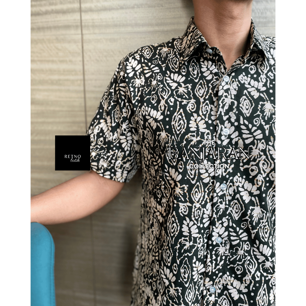Men’s Short-sleeve Batik Malaysia Shirt, Handmade Block-print from Kota Bharu C1102