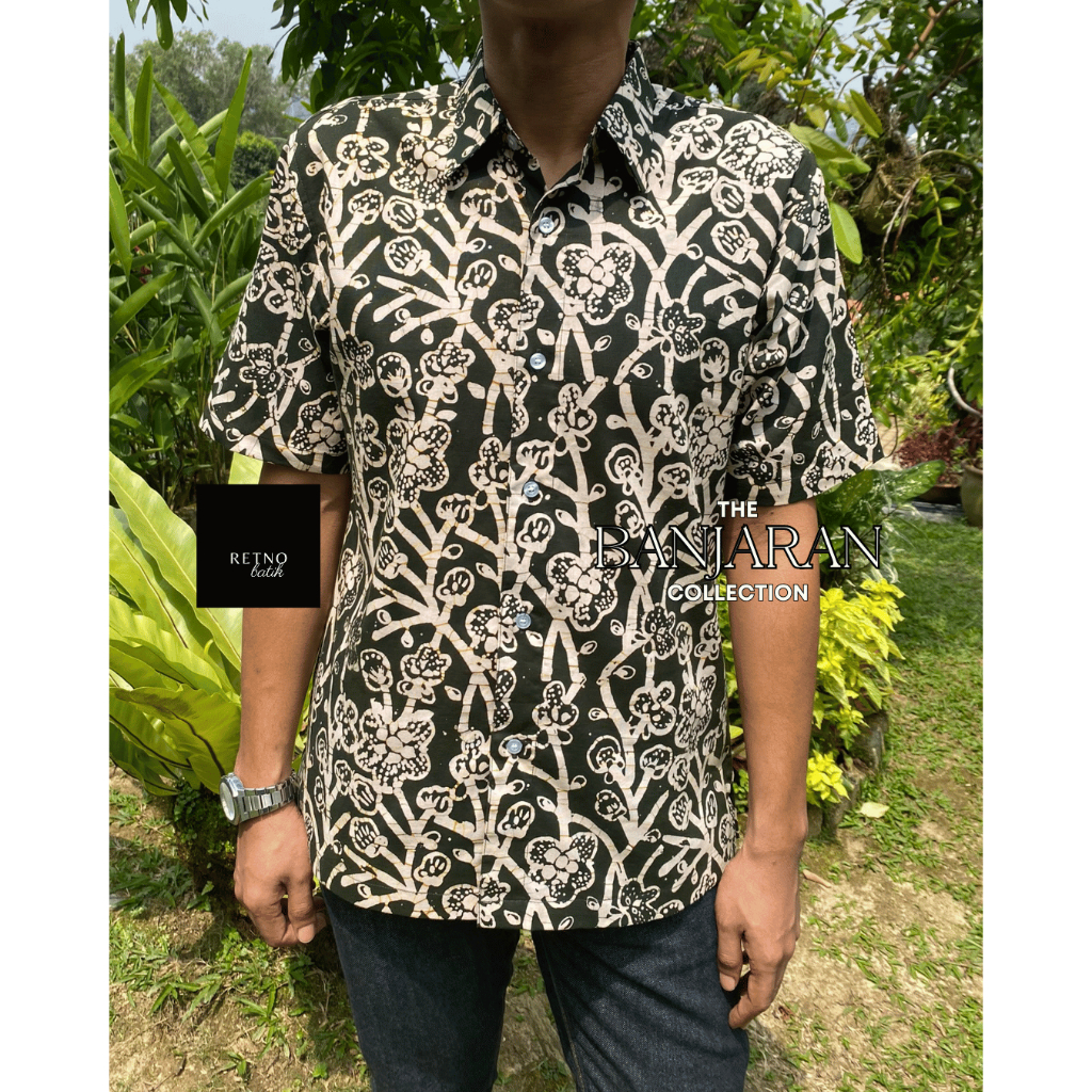 Men’s Short-sleeve Batik Malaysia Shirt, Handmade Block-print from Kota Bharu C1110