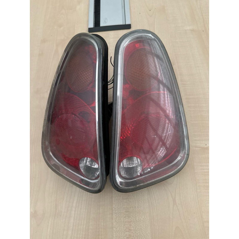 MINI COOPER R53 REAR LIGHT VALEO LAMPU BELAKANG ORIGINAL HALFCUT JAPAN