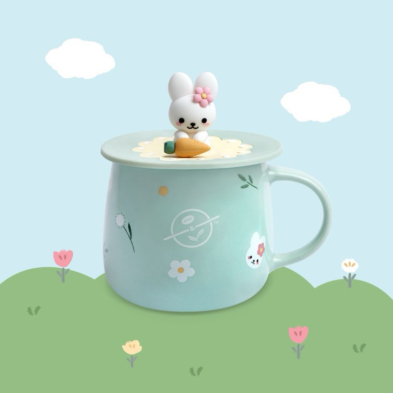 The Coffee Bean & Tea Leaf Limited Edition BUNNY MUG WITH SILICONE LID