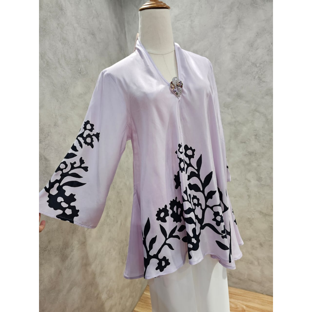 LIZARA - Batik Tunic Blouse Lavender Purple Longsleeve