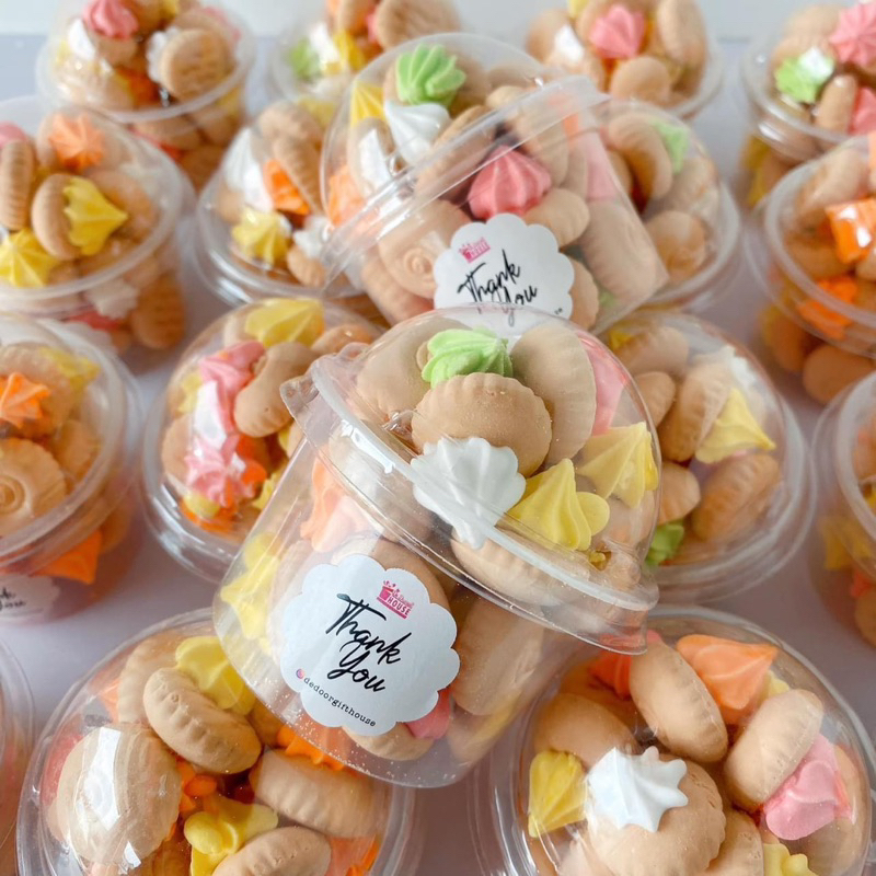 Budget Goodies Ice Cream Biscuit 4ozDome-Dapat biskut & bekas) boleh CUSTOM STICKER >100 keatas for Wedding/Tunang/Bir