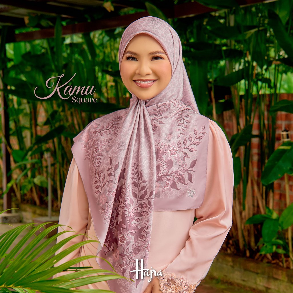 [HAJRA X AINA ABDUL] KAMU SQUARE