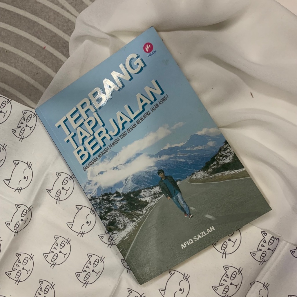BUKU TRAVELOG PRELOVED TERPAKAI GOOD CONDITION (BIAQ PI LAH, JAULAH MENCARI IBRAH, TERBANG TAPI BERJALAN)