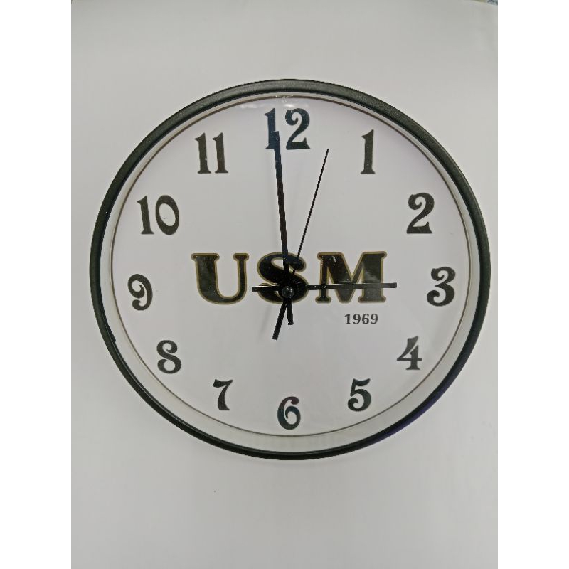 Jam Dinding USM Cenderamata USM #usmbrands