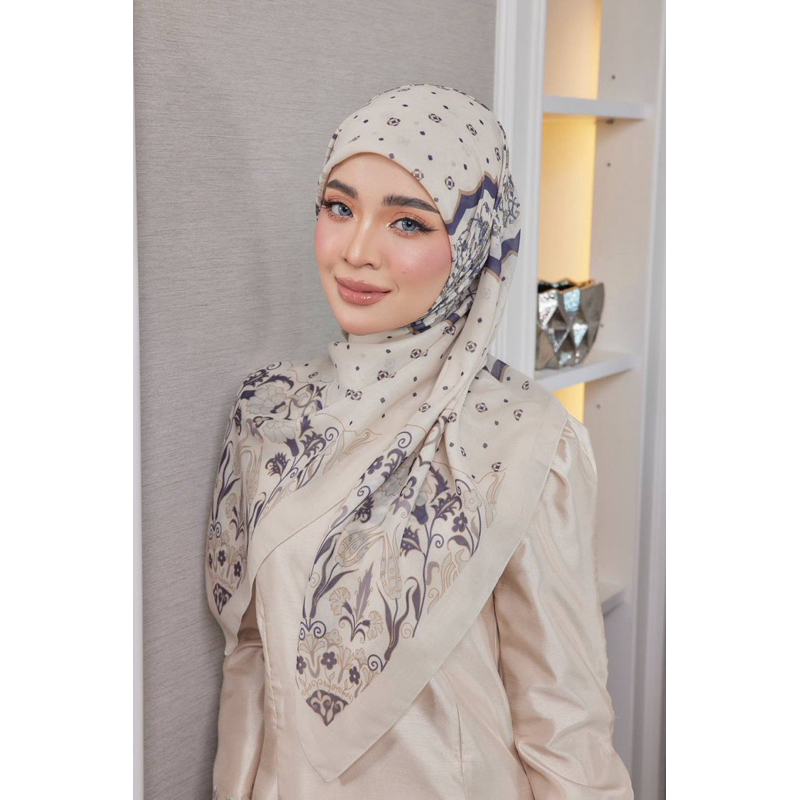 DEARA HIJAB DERAYAREADY STOCK TUDUNG BAWAL PRINTED FLORAL SQUARE HIJAB COTTON