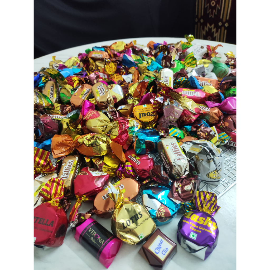 Hight Quality Arabic And Turkish chocolate\ Mix Chocolate \Dubai 1Kg\500g\250g\100g Halal snack food