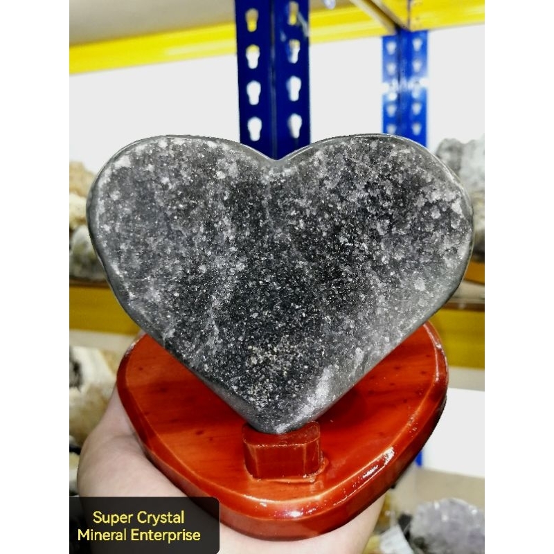 (Local Ready stock/本地现货)天然特殊乌拉圭异象紫水晶爱心摆件Natural Special Uruguay Amethyst Heart Shape #水晶 #Crystal