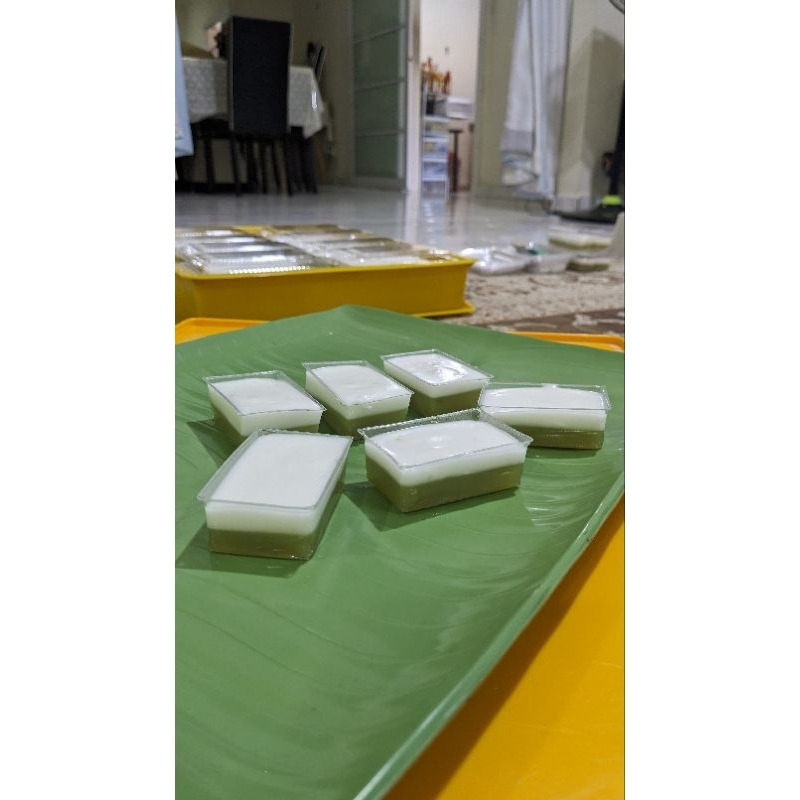 BEKAS TEPUNG PELITA / TAKO - PENGGANTI DAUN PANDAN / PISANG (30 pcs)