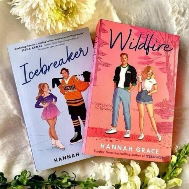 KL Ready Stock (Eng Book) : Icebreaker / Wildfire by Hannah Grace