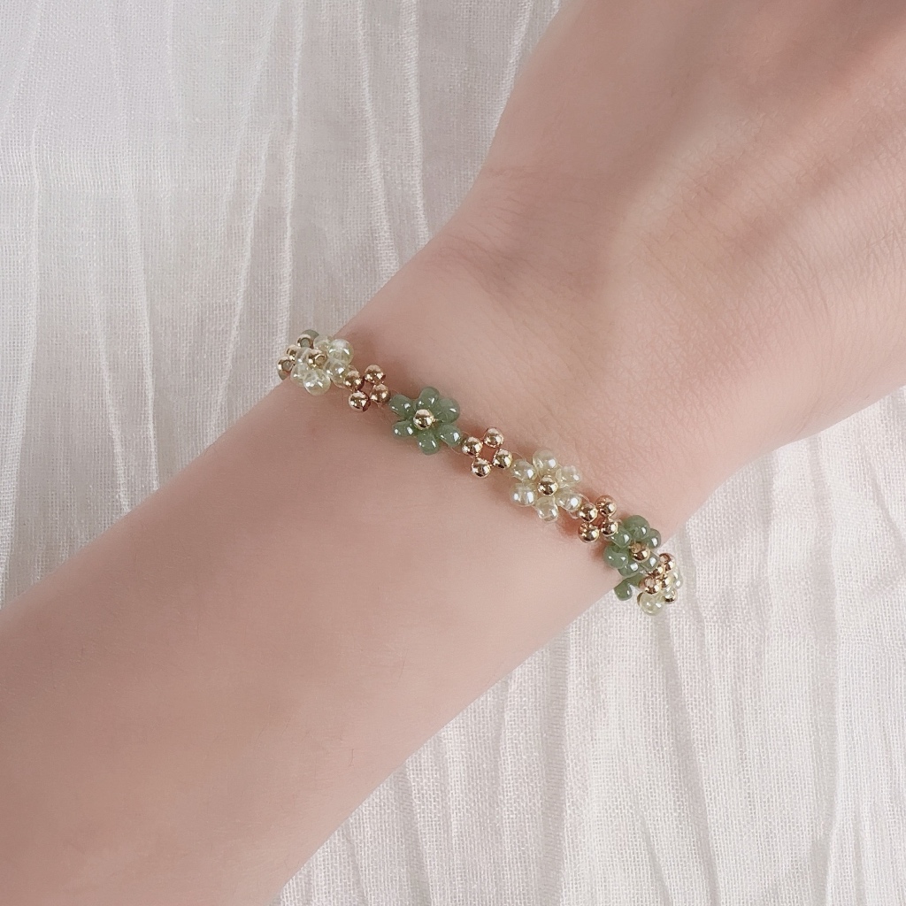 Eldorin Bracelet | handmade jewellery daisy flower bracelet handcrafted beads accessories