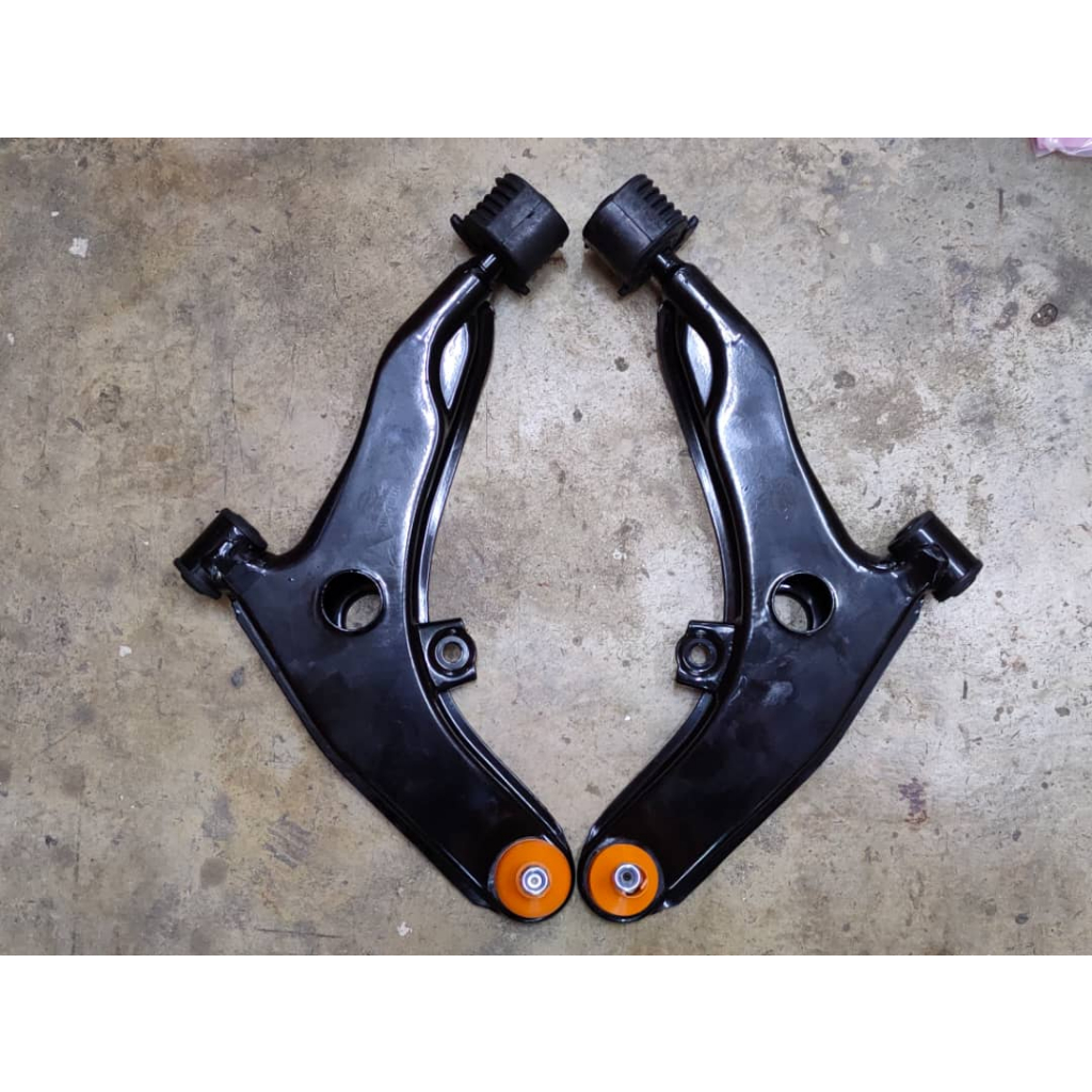 PROTON WIRA 1.3 1.5 1.6 1.8 / PROTON SATRIA OLD FRONT LOWER ARM LEFT & RIGHT MB907165 & MB907166