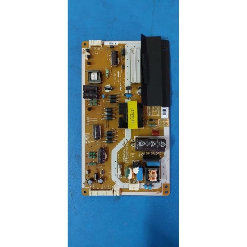 TV TOSHIBA 32PU200EM - PB: V71A00026700 / PSIV610602A - MB: PE1 98 / V28A001439B1 / V28A001439B0