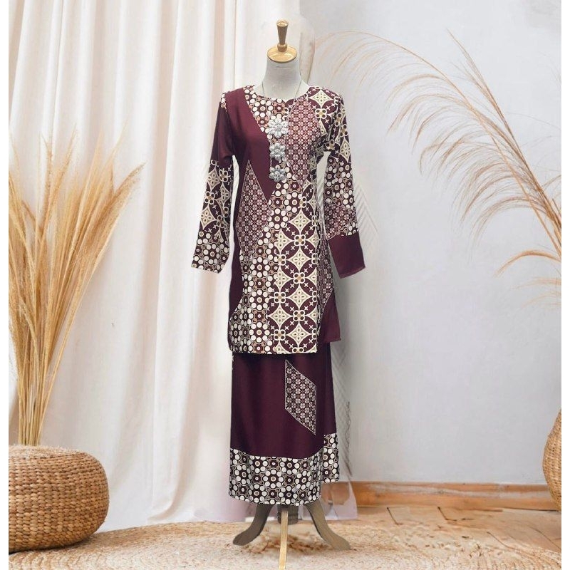 KURUNG MODERN RAINAA