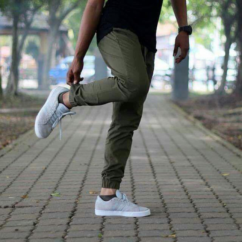 Ready Stock ((Jogger)).pinggang gettah..unisex.size 30-40.