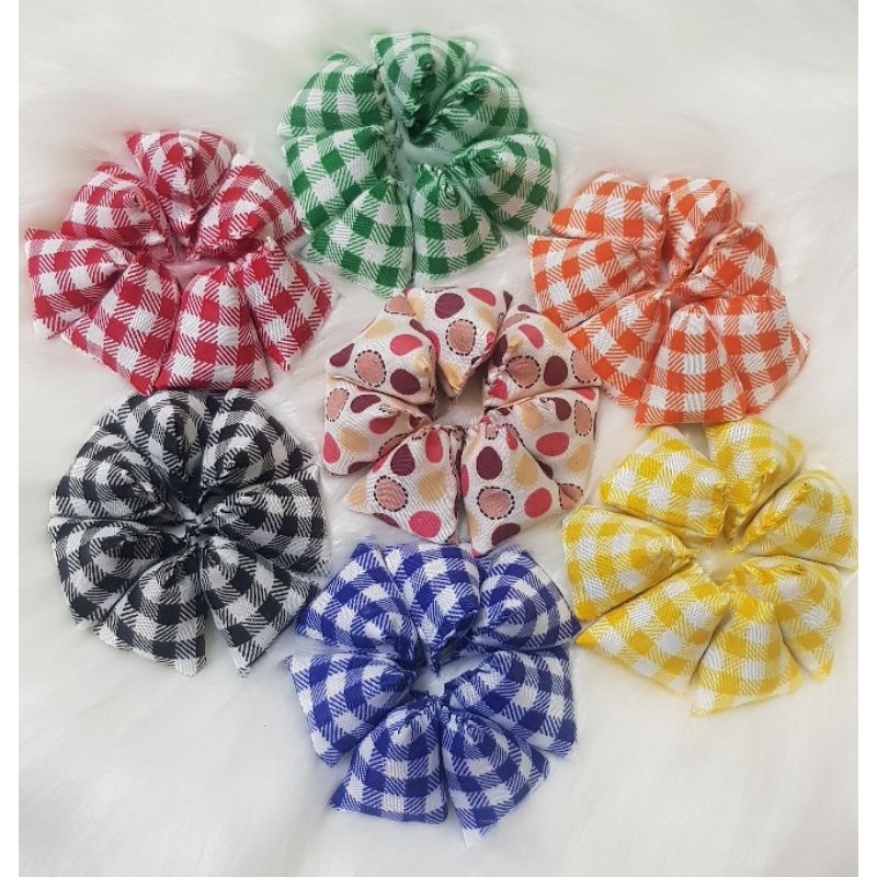 Bt seremban,permainan tradisional.Bermain dgn 7biji.Pre order 7hari utk 50sets ke atas.Delivery setiap selasa & sabtu