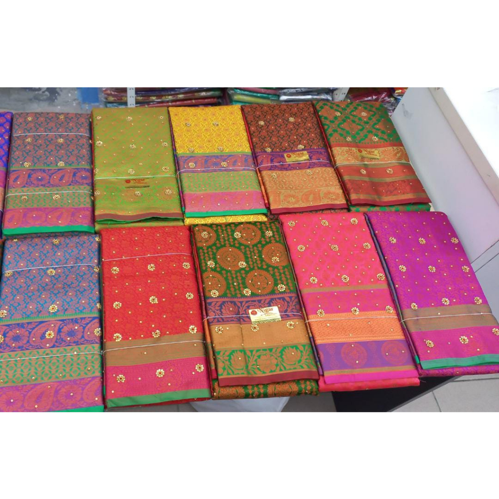 HANDLOOM SAREE WITH STONE WORK